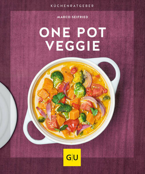 Über 110.000 GU-KüchenRatgeber zum Thema "One Pot" wurden bisher verkauft. Das Erfolgsprinzip geht jetzt "vegetarisch" weiter. Veggie-Leckereien aus nur einem Topf, einer Pfanne oder aus dem Backofen wie Käse-Makkaroni-Topf, Gnocchi-Pilz-Ragout oder One-Pot-Nudelauflauf mit Gouda sind blitzschnell gemacht, schmecken großartig und kommen ganz ohne Fisch, Fleisch und Abwaschstress aus. So werden nicht nur Vegetarier*innen glücklich, sondern bestimmt auch die nicht-vegetarischen Familienmitglieder, Freund*innen und Gäste.