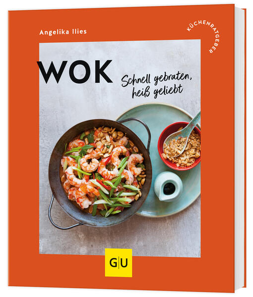 Holen Sie sich mit dem Kochbuch Wok ein Stück Asien in die Küche Für alle Hobby-Köche, die einen leichten Einstieg in die Zubereitung asiatischer Gerichte mit dem Wok suchen und ohne großen Aufwand den Geschmack Asiens auf den heimischen Teller bringen wollen. Der Wok als die Mutter aller One-Pot-Gerichte: abwechslungsreich, gesund und lecker kochen, und das ganz alltagstauglich und ohne viel Geschirr schmutzig zu machen! Schonende Zubereitung und ein Maximum an Nährstoffen durchs Dämpfen: Holen Sie das Beste aus Ihren Lebensmitteln heraus, indem Sie Gemüse, Fleisch und Fisch im Wok behutsam garen. Die letzte Südostasienreise ist schon viel zu lange her, aber die Sehnsucht nach dem einzigartigen Geschmack der asiatischen Küche immer noch groß? Mit dem Kochbuch Wok von Angelika Ilies holen Sie sich die Gaumenfreuden des Asien-Urlaubs in die eigene Küche. Lassen Sie sich verzaubern von den tollen Rezepten, die für das One-Pot-Wunder Wok geeignet sind. Hier finden sowohl Einsteiger als auch fortgeschrittene Gourmets einen spielend leichten Einstieg in die wunderbare Welt der asiatischen Küche. Atemberaubend einfach mit dem Wok kochenAsiatische Küche muss nicht immer kompliziert sein und aus massenhaft Zutaten und Kochutensilien bestehen. Im Kochbuch Wok wird Ihnen ein unkomplizierter und alltagstauglicher Einstieg in thailändische, chinesische und weitere asiatische Geschmackserlebnisse geboten - und das mit einer überschaubaren Anzahl von Zutaten und dem Wok als wichtigstes Utensil. In einer kleinen Gerätekunde werden Sie mit dem Wok vertraut gemacht. Wichtige Techniken wie das Dämpfen sowie das Rührbraten im Wok werden mithilfe von Bildern verständlich veranschaulicht. Eine zusätzliche Warenkunde zeigt die wichtigsten Gewürze fürs Garen im Wok. Alltagstaugliche und unkomplizierte Rezepte laden zum Ausprobieren ein: Ob ein Blitzwok aus nur fünf Zutaten, Gerichte mit Tofu und Gemüse, Reis und Nudeln oder Fleisch und Fisch - hier findet jeder sein neues Lieblingsgericht.