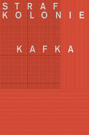 Das Schreiben als Qual - Kafkas weltberühmte Erzählung typographisch gestaltet von Klaus Detjen. Franz Kafkas Erzählung »In der Strafkolonie« beeindruckt noch fast 100 Jahre nach ihrer Entstehung als Parabel über die Abgründe der Menschheit. Ein Strafgefangener wird aufgrund einer geringen Verfehlung (»den Dienst verschlafen«) ohne sichtbare Verhandlung zum Tode verurteilt. »»Kennt er sein Urteil?« »Nein«, sagte der Offizier ... »Er kennt sein eigenes Urteil nicht?« »Nein«, sagte der Offizier wieder ... »Es wäre nutzlos, es ihm zu verkünden. Er erfährt es ja auf seinem Leib.«« Die Vollstreckung des Urteils soll durch einen namenlosen »Apparat« ausgeführt werden, einer Erfindung des früheren Kommandanten der Kolonie, die dem Verurteilten das Urteil mit todbringenden Nadeln buchstäblich in den Körper »einschreibt«, bis das Ende eintritt. Die Gestaltung der graphischen Abschnitte, im Druck in zwei Farben ausgeführt, entwirft eine Dramatik des Geschehens, indem eine »Partitur« des Einschreibsystems der Maschine strukturiert und visualisiert wird. Die Typographie des Textverlaufs wird in zwei verschiedenen Typen dargeboten, so treffen sich sinnbildlich Mensch und Maschine in ihrer »Verschriftlichung«. Den Band beschließt ein kritscher Essay des Kafka-Spezialisten Peter-André Alt.