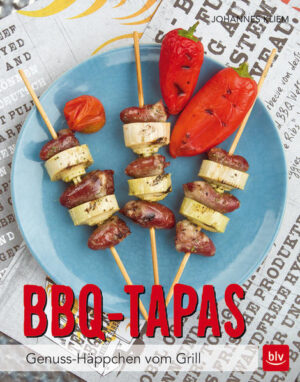 Tapas und Grill: die zwei Trendthemen erstmals in einem Buch! Die kreative Alternative: Grillklassiker im Tapas-Format, stylish aufgepeppt mit 'american spirit'. Von Kreationen mit Fleisch, Fisch und Geflügel bis zu Veggies und Desserts vom Grill. Mit Rezepten für Grillgewürze, Marinaden, Soßen.