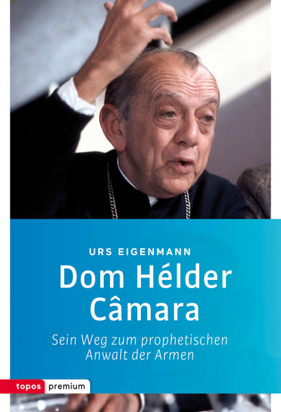 „Wenn ich den Armen Brot gebe, bin ich ein Heiliger. Wenn ich ihnen sage, warum sie arm sind, bin ich ein Kommunist!“ Der brasilianische Erzbischof Dom Hélder Câmara (1909-1999) gehörte bereits auf dem Zweiten Vatikanischen Konzil zu den Unterzeichnern des „Katakombenpaktes“ für eine dienende und arme Kirche. Er verließ sein Bischofspalais und richtete seine Wohnung in einer bescheidenen Sakristei ein. Bald schon wurde der kleine, schmächtige Mann auch weltweit zur Symbolfigur einer Kirche an der Seite der Armen und einer Pastoral im Sinne der Befreiungstheologie.