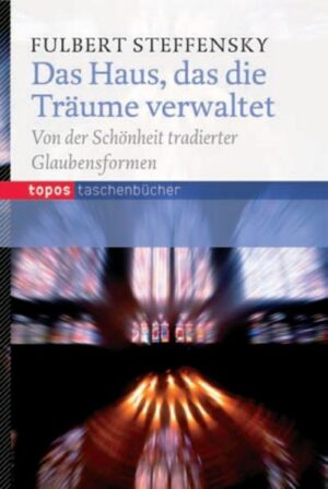 Träume brauchen Traditionen, Formen und Institutionen, die sie mitteilbar machen. Damit verbunden ist die Frage nach der Öffentlichkeit des Glaubens, nach Inszenierungen des Geistes, nach Ritualen und Formeln, in denen Spiritualität sich gestalten kann. An verschiedenen Beispielen zeigt Fulbert Steffensky die Schönheit, Weite und Tiefe tradierter Lebensund Glaubensformen und darin die aufsässige Kraft des Christentums, eine Kraft, die uns zu Freigeistern im Dienste der gefährlichen Erinnerung machen kann.