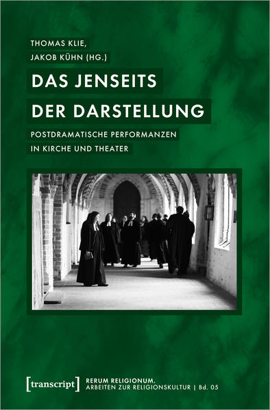 Die Welt des Theaters hat sich verändert-und mit ihr die sie denkende Theorie. Was sich in den letzten beiden Dekaden als »postdramatisches Theater« andeutete, ist derzeit dabei, stilistisch die dramaturgische Arbeit im Theater zu verändern. Zeitgleich rückte der in den 1990er Jahren geführte Diskurs zur dramaturgischen Gestalt der evangelischen Liturgie erstaunliche Neuentdeckungen ins Bewusstsein. Inszenierung und Präsenz, Rolle, Leiblichkeit, Text und Spiel waren die zentralen Kategorien der liturgiewissenschaftlichen Verständigung. In diesem Band wird das »postdramatische Theater« erstmals praktisch-theologisch rezipiert, um die sakrale Theatralität über sich aufzuklären.