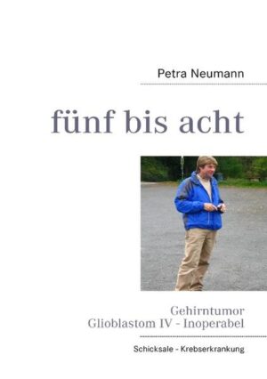 Dieses Buch erzählt die Geschichte meines Papas, vom Anfang bis zum Ende seiner Erkrankung…Mit einem epileptischen Anfall fing alles an, und dann nahm das Schicksal seinen Lauf. Bei Papa, gerade einmal 62 Jahre alt, wurde ein schwerer Gehirntumor festgestellt. Fünf bis acht Monate sollte er nur noch zu leben haben. Es war ein Schock, wir waren fassungslos. Papa, bisher kerngesund, für sein Alter noch sehr gut aussehend und körperlich fit, sollte todkrank sein? Das konnte und durfte nicht wahr sein… Ich glaubte fest daran, dass er es schaffen würde.Im Laufe der Zeit musste ich einsehen, dass er keine Chance gegen diesen aggressiven Krebs hat. Die Ärzte behielten Recht. Papa verstarb nach fünf Monaten… Am 7. Juni 2008.Ich erzähle von Hoffnung und Verzweiflung, sowie von der körperlichen und geistigen Verschlechterung von Papas Zustand, der immer mehr abbaute. Die fortschreitende Krankheit und unsere Hilflosigkeit brach unsere Herzen, schon lange bevor Papa starb Wir versuchten alles zu bewältigen und bereiteten uns darauf vor, mit dem Verlust fertig zu werden.Dieses Buch ist zu seinem Gedächtnis.