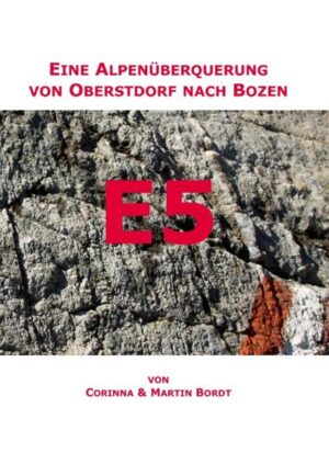 Es bedarf keiner exotischen, fernen Länder oder expeditions-ähnlicher Unterfangen. Auf dem Europäischen Fernwanderweg E5 eröffnen sich einem seine ganz persönlichen Grenzen und man entdeckt und lernt das Wesentliche zu schätzen.Ein Reisebericht und Bildband über eine Alpenüberquerung von Oberstdorf nach Bozen entlang des Europäischen Fernwanderweg E5 in 11 Etappen.