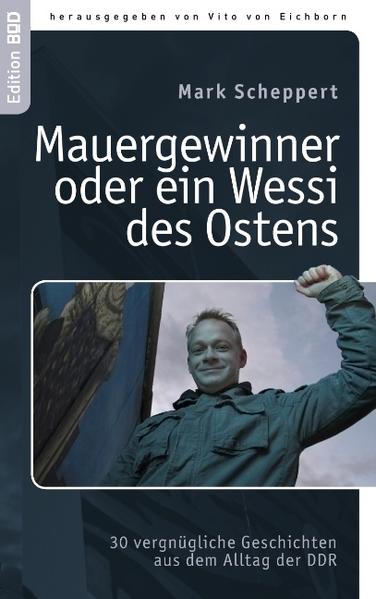 Als Mark Scheppert diese Geschichten 2008 zu schreiben begann, hatte er sich vorgenommen, stellvertretend für seine Generation etwas Neues und Einzigartiges über die DDR zu schreiben. Denn seltsam: In keinem der angeblich so „typischen“ literarischen Denkmälern für dieses verschwundene Land fand er sich wieder. Er gehörte auch nicht zu der Generation von „Zonenkindern“ und wohnte in keiner „Sonnenallee“ und in keinem „Turm“. Seine Jugend, seine Auseinandersetzung mit diesem seltsamen Ort namens DDR, seine Erfahrungen und seine Kämpfe, kamen nirgendwo vor. Und erst recht nicht das Gefühl, das er mit dieser Zeit verband. Komisch. War er so ein Sonderfall? „Die Geschichten von Mark Scheppert sind temporeich und witzig geschrieben und dabei schonungslos ehrlich. Ein unterhaltsamer und radikal persönlicher Blick auf den Alltag in der DDR, der gerade deshalb für alle in diesem neuen Deutschland von Bedeutung sein sollte. Scheppert erzählt mit eigener Stimme von einer anderen DDR als der, die wir so oft verabreicht kriegen.“ Hannes Klug, Journalist und Drehbuchautor