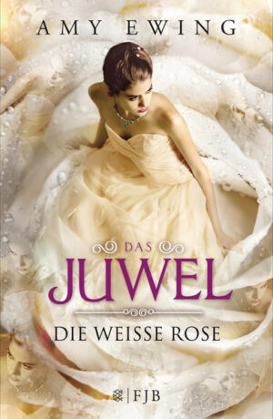 Sie kann dem Juwel entkommen - aber nicht ihrer Bestimmung. Der zweite Teil des Fantasy- Bestsellers ›Das Juwel‹ von Amy Ewing. Violet ist auf der Flucht. Nachdem die Herzogin vom See sie mit Ash, dem angestellten Gefährten des Hauses, ertappt hat, bleibt Violet keine Wahl, als aus dem Palast zu fliehen oder dem sicheren Tod ins Auge zu sehen. Zusammen mit Ash und ihrer besten Freundin Raven rennt Violet aus ihrem unerträglichen Dasein als Surrogat der Herzogin davon. Doch das Juwel zu verlassen ist alles andere als einfach. Auf ihrem Weg durch die Kreise der Einzigen Stadt verfolgen die Regimenter des Adels sie auf Schritt und Tritt. Die drei Geflohenen schaffen es nur äußerst knapp, sich in die sichere Umgebung eines geheimnisvollen Hauses in der Farm zu retten. Hier befindet sich das Herz der Rebellion gegen den Adel. Zusammen mit einer neuen Verbündeten entdeckt Violet, dass ihre Gabe sehr viel mächtiger ist, als sie sich vorstellen konnte. Aber ist Violet stark genug, sich gegen das Juwel zu erheben?