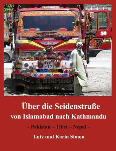 Spannende Mythen von der Seidenstraße, der ältesten Handelsstraße der Welt, erwähnt schon der Historiker Herodot im Jahr 430 v. Chr. Das Autorenteam hat eine Reisegruppe auf das faszinierende und gefährliche Abenteuer „Über die Seidenstraße von Islamabad nach Kathmandu“ begleitet. Auf über 300 reich bebilderten Seiten erfährt man viel Spannendes über die Reise von Islamabad über den Karakorum-Highway, entlang der Wüsten Gobi und Taklamakan zum sagenumwobenen Dunhuang. Weiter geht die außergewöhnliche Busreise zum tiefsten und heißesten Punkt der Erde, entlang der schneebedeckten Gipfel des Himalaya, über Paßhöhen von bis zu 5.300 m in Tibet zu den grünen Tälern Nepals. Der Autor erzählt viele Details zur Region und beweist auch in vielen lustigen Anekdoten seinen augenblinzelnden Humor. Die fast 6.000 km lange Reise wird eindrücklich mit über 180 hervorragenden Farbfotos der stilsicheren Fotografin bebildert. Sie zeigt uns aus spannenden Blickwinkeln die ganze wilde, schöne Pracht der Seidenstraße.