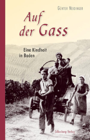 Ebenso liebevoll wie humorvoll erzählt Günter Neidinger von Spielen und Erlebnissen »auf der Gass« seiner Kindheit. Das ruft bestimmt bei manchem Leser wehmütige Jugenderinnerungen wach - auf jeden Fall aber bleibt kein Auge trocken. Auf der Straße im Bühl der Nachkriegszeit ließ es sich als Kind trefflich spielen und toben. Kaum ein Auto verirrte sich in die Wohngegend und es war genug Platz für Spiele wie »Eins, zwei, drei, vier Eckstein«, »Hoppe, hoppe, Reiter« oder »Hicke, hacke, Hühnerkacke«. Der Autor beschreibt liebevoll die damaligen Modespiele und zeigt, wie er als Kind Jahreszeiten und Bräuche wie die »Fasenacht « oder den Palmsonntag erlebt hat. So lässt er eine längst vergangene Zeit wiederauferstehen, die man seinen eigenen Kindern und Enkeln auch heute wünschen würde.