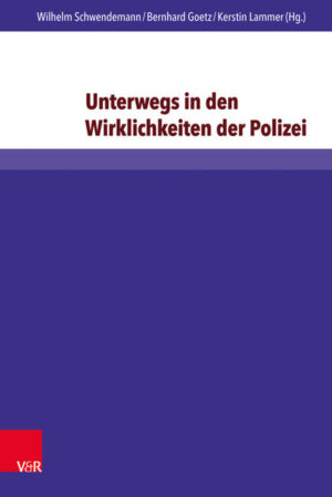 In dem Band geht es um die Darstellung zweier empirisch-qualitativer Studien, die im Auftrag der Evangelischen Hochschule in Freiburg und der Evangelischen Landeskirche in Baden an der Hochschule für Polizei Baden-Württemberg durchgeführt wurden. Untersucht wurden dabei die Bedeutung der Polizeiseelsorge für den und im polizeilichen Berufsalltag und der Berufsethikunterricht an der Polizeischule. Der Fokus liegt auf der Frage, inwieweit existenzielle Probleme der PolizeibeamtInnen im Berufsethikunterricht hinreichend zur Sprache kommen und der Unterricht in der Lage ist, hinsichtlich dieser Probleme eine Sprachfähigkeit zu vermitteln.