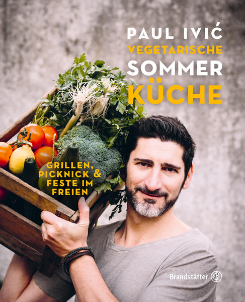 > So schmeckt der Sommer: über 100 vegetarische Rezepte > Die schönsten Ideen für kleine und große Feste, Picknick & Grillen > Mit vielen veganen, gluten- und laktosefreien Rezepten EIN STRAHLENDER SOMMERTAG, ein gemütlicher Platz im Freien, kühle Drinks - und der Geschmack des Sommers: Paul Ivic zaubert eine herzhafte vegetarische Küche aus der Vielfalt an Zutaten, die uns der Sommer schenkt. Denn die vegetarische Sommerküche bietet viel mehr als Mozzarella-Tomaten-Spieße oder Schafskäse mit Gemüse vom Grill. Der leidenschaftliche Koch serviert Ideen für den perfekten Picknick-Nachmittag, für kleine und große Feste, von Tapas über Salate und Suppen bis zum sommerlichen Schlemmer-Mahl. Erfrischende Desserts, herzhafte Kuchen und kühle Smoothies laden zum Abkühlen, Picknicken und Feiern ein. Und was gibt es Schöneres, als an einem lauschigen Sommerabend im Kreise lieber Menschen zu grillen? Wenn die Luft nach Kräutern und knackig angeschmortem Gemüse duftet. Eine kulinarische Reise durch den Sommer: Mit vielen veganen sowie laktosefreien und glutenfreien Rezepten, die leicht nachzukochen sind und garantiert gelingen! Alle schmecken übrigens auch bei Schlechtwetter. Versprochen.