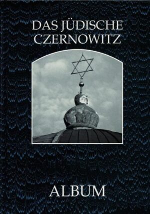 Czernowitz, eine ursprünglich slawische Siedlung am Pruth, gehörte seit dem 16. Jahrhundert zum Osmanischen Reich. Infolge des russisch-türkischen Krieges wurde die Stadt mit ihrem Umland, der Bukowina, 1774 österreichisch und dem Kronland Galizien angeschlossen. Zu dieser Zeit lebten in dem dünn besiedelten, waldreichen Land Ukrainer, Huzulen, Rumänen, Lipowaner und Juden, bald siedelten sich auch Polen, Deutsche, Ungarn, Slowaken, Armenier und Roma an. Czernowitz entwickelte sich rasch. Einen Entwicklungsschub brachte 1849 die Loslösung der Bukowina von Galizien als eigenes Kronland mit Czernowitz als Landeshauptstadt. Die in jener Epoche errichteten Gebäude sind zum größten Teil erhalten und prägen das Stadtbild bis heute. Von der aussergewöhnlichen Geschichte der jüdischen Gemeinde von Czernowitz sind kaum mehr als steinerne Zeugen geblieben. Dieses Album versucht anhand von historischen und zeitgenössischen Bildern einen Eindruck von einstigen Reichtum und der Vielfalt jüdischen Lebens in Czernowitz zu vermitteln und lädt zur Spurensuche ins „Jüdische Czernowitz“ ein. (Nataly Shevchenko, Helmut Kusdat, Wien, Czernowitz, im März 2009)