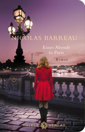 Alain Bonnard, Besitzer eines kleinen Programmkinos in Paris, das früher seinem Onkel gehörte, ist Nostalgiker aus Überzeugung. In seinem Cinéma Paradis gibt es keine Eimer mit Popcorn, keine XXL-Colabecher, keine Hollywood-Blockbuster. Ein schlechtes Konzept zum Überleben. Doch Alain hält an seinen Qualitätsansprüchen fest. Er möchte Filme zeigen, die Träume schenken, und er mag die Menschen, die in sein Kino kommen. Ganz besonders diese bezaubernde schüchterne Frau im roten Mantel, die jeden Mittwoch erscheint und sich immer in die Reihe 17 setzt. Was für eine Geschichte sie wohl hat? Eines Abends fasst sich Alain ein Herz und bittet die schöne Unbekannte zum Abendessen. Die zarteste aller Liebesgeschichten bahnt sich an, da passiert etwas, das das Leben des eigenwilligen Kinobesitzers völlig auf den Kopf stellt: Das Cinéma Paradis soll Schauplatz in Allan Woods neuem Film Zärtliche Gedanken an Paris werden. Solène Avril, die Lieblingsschauspielerin des berühmten amerikanischen Regisseurs, kennt das Kino noch aus Kindertagen und hat es sich in den Kopf gesetzt, dort zu drehen. Alain ist völlig überwältigt, als er den kapriziösen Star persönlich kennenlernt. Mit einem Mal stehen das kleine Filmtheater und sein Besitzer im Mittelpunkt des öffentlichen Interesses. Der plüschige Kinosaal ist nun jeden Abend ausverkauft. Doch da ist eine Sache, die den jungen Mann sehr beunruhigt: Die Frau im roten Mantel, von der er nicht viel mehr weiß als ihren Vornamen, ist plötzlich wie vom Erdboden verschwunden. Zufall? Alain begibt sich auf die Suche und erlebt eine Geschichte, wie sie kein Kino schöner erfinden kann...