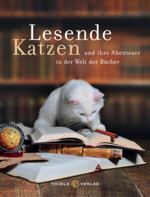 Minou aus Nizza spielt mit dem Gedanken, die Frau an ihrer Seite zu verlassen, seit diese angefangen hat, "Shades of Grey" zu lesen. Leo aus Hamburg bereitet sich auf seine großen Reisen vor, indem er Marco Polo studiert. Rosalyn aus London kann es nicht fassen, dass Shakespeare nichts anderes eingefallen ist, als Julia sterben zu lassen. Milla aus San Remo entdeckt in der Küche ein altes Kochbuch, das ihr endlich Abwechslung auf dem Speiseplan verspricht. Ashley aus Vancouver ist nach einem Ausflug in die Welt der "Warrior Cats" für Stunden vollkommen traumatisiert. Jonathan aus Boston sehnt sich nach vielen Ausflügen ins Triviale heftig nach "Portrait of a Lady" von Henry James. Können Katzen lesen? Aber ja! Und wie! Bibliotheken und Buchregale sind sogar ihr bevorzugter Lebensraum. Wer sich je dem Irrtum hingegeben hat, Katzen könnten mit Büchern nichts anfangen, wird hier eines Besseren belehrt. Die Stubentiger, die in diesem Buch portraitiert und bei einer ihrer Lieblingsbeschäftigungen - dem Lesen, überhaupt dem Umgang mit Büchern - gezeigt werden, sind in hohem Maße bibliophil.