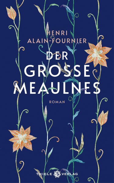 Das beschauliche Leben des fünfzehnjährigen François Seurel ändert sich für immer, als ein neuer Schüler in die Provinzschule seines Vaters kommt. Augustin Meaulnes, von den Mitschülern nur »der große Meaulnes« genannt, ist ein schweigsamer, stolzer Junge und wird sein bester Freund. Eines Tages verschwindet Meaulnes für drei Tage und kehrt verwirrt, übermüdet und doch wie verzaubert zurück. Er habe sich in einem Wald verirrt, sagt er, sei in ein seltsames Maskenfest auf einem verwunschenen Schloss geraten. Von der Begegnung mit einem wunderschönen Mädchen ist die Rede und von einer Kahnfahrt auf einem winterlichen See ... François weiß zunächst nicht, ob er den Worten seines Freundes glauben soll. Doch unter seiner Jacke trägt Meaulnes eine prunkvolle Seidenweste, und bald schon richtet sich das ganze Streben der beiden Freunde - »Schwärmer, Schlafwandler zwischen Traum und Wachen, enthusiastisch gebannt von den Reizen einer inneren Welt voller Schönheit und Liebe« (Ludwig Harig) - darauf, das »verlorene Land«, wiederzufinden, das auf keiner Karte verzeichnet ist ... Jeder von uns kennt das »verlorene Land«. Sehnsüchtig suchen wir es in unserer Erinnerung. Oder in Romanen wie Der große Meaulnes. Das »Zauberbuch« der französischen Literatur - jetzt als Einladung zum Neu- und Wiederentdecken.