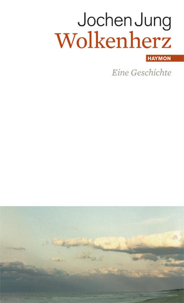 EINE MÄRCHENHAFTE SOMMERGESCHICHTE UND ZUGLEICH EINE LIEBESERKLÄRUNG AN DAS LEBEN IM NORDEN. Was hier bisweilen wie ein Märchen klingt, ist vielleicht sogar eines: Jonathan, der junge Mann, von dem erzählt wird, mag Wind, Wolken, die Möwen und das Meer, aber keine Beerdigungen. So läuft er von der Trauerfeier seiner Mutter davon und fährt lieber dorthin, wo sie herkam, in ein kleines Dorf an der Küste. Prompt lädt ihn dort eine raue Schönheit in ihr Haus ein, das sie mit ihrer Mutter und einer jungen Blonden bewohnt. Energisch und sanft, klug und sehnsuchtsvoll - anziehend ist jede der drei Frauen, und er ergibt sich einer nach der anderen. Mit wunderbarer Leichtigkeit und stets in der Balance zwischen Ernst und Ironie entfaltet Jochen Jung die Geschichte eines Suchenden. Gleichzeitig ist Wolkenherz eine Liebeserklärung an das Leben im Norden - und überhaupt.