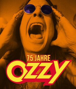 Ozzy Osbourne: Der Mann, der einer Fledermaus den Kopf abbiss Ozzy Osbourne läutete in den späten Sechzigern den Heavy Metal ein und machte sich einige Jahre später zu einer immens erfolgreichen und langen Solokarriere auf. Er war mit der Reality- Show The Osbournes ein Fernsehstar – und lebt trotz aller Eskapaden immer noch. Und das ungeachtet der Nachricht seines Arztes, man habe in seinem Blut tödliche Mengen an Drogen und Alkohol gefunden. Der Mann der Extreme sorgte in jedem Jahrzehnt für Skandale. Mit Black Sabbath verschreckte er gleichzeitig Teufelsanbeter und christliche Priester, dann schnüffelte er Ameisen als Kokain-Ersatz, und nach dem Konsum von vier Flaschen Wodka versuchte er, seine Frau Sharon zu erwürgen. Und da wäre auch noch die eklige Story mit der Fledermaus! Doch es sind nicht nur die haarsträubenden Ozzy-Geschichten, die das Publikum so liebt. Seine Fans bewundern den Aufstieg eines armen Jungen aus Birmingham, der die Musikwelt veränderte, seinem Wahnsinn treu blieb und Songs für die Ewigkeit schrieb. Oft totgesagt, gelang es Ozzy trotz aller Rückschläge immer wieder, aufzustehen und sein Millionenpublikum zu begeistern.