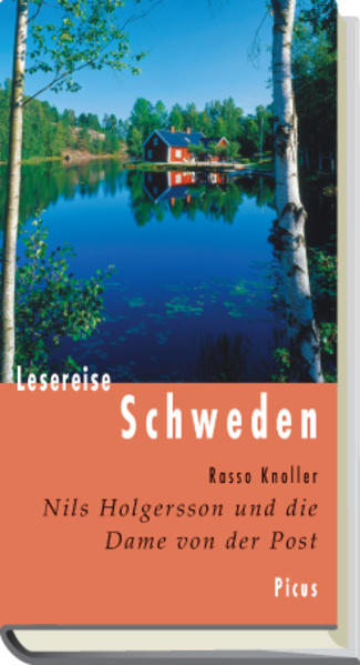 Ein Himmel in einem Blau, 'wie es allenfalls Verliebte in den Augen ihrer Angebeteten erblicken', und dazu saftiggelbe Herbstwiesen – die schwedischen Nationalfarben lachen Rasso Knoller im Land der Elche bereits aus der Natur zu. Auf dem Fahrrad, einem selbst gebauten Floß oder dem Hundeschlitten führt diese Lesereise durch das Land, in dem nicht nur Deutsche besonders gerne den Spuren der riesigen Hirsche folgen und in die Fußstapfen Astrid Lindgrens treten.Knoller bereist, was man gemeinhin mit Schweden assoziiert: die Villa Kunterbunt, die Produktionsstätte des Dalarna-Pferdes, des aus Holz geschnitzten Nationalsymbols, und das Städtchen Ystad, in dem Kommissar Wallander auf Verbrecherjagd geht. Zum unvergesslichen Erlebnis werden die einzelnen Stationen aber durch die Zeitgenossen, denen der Autor begegnet und die ihm Orte abseits der gängigen Touristenpfade zeigen. So besucht er etwa eine Bibliothek, in der man anstelle von Büchern Menschen ausleihen kann. Rasso Knollers Routen führen durch einen weiten Teil Schwedens und tief in die Seele der Nation.