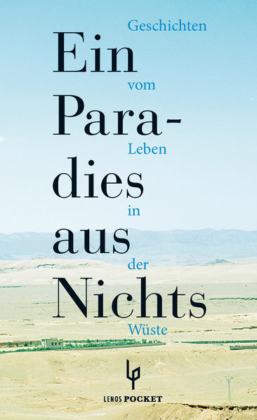 Nur ein schmaler Grat liegt zwischen der ursprünglichen Lebensweise der Wüstenbewohner und ihrer Vereinnahmung durch die Zivilisation. Verwöhnt durch die Schönheit der Wüste, sind ihre Menschen auch ziellose Wanderer auf der Suche nach dem Unerreichbaren, nach Gott und einer Poesie, die das Geheimnis der öden Wildnis jenseits ihrer Illusionen erfassen könnte. Einsiedler, Abenteurer und Schatzgräber sind ihr verfallen, aber auch Gotteskrieger, die sich in ihrem Schutz zum Kampf gegen die Moderne rüsten. Wo der Tod in den Gerippen verendeter Tiere und im Durst der Ausgelieferten allgegenwärtig durch die Einöde streift, ist die Hoffnung auf das Paradies am nächsten. Die Wüste ist seit je ein Ort der Grenzerfahrungen zwischen Faszination und Bedrohung. Die Anthologie vereint ausgewählte Texte namhafter arabischer Autoren, die die Wüste als Lebensraum in den Blick rücken. Jenseits der Perspektive des fremden Bewunderers entdecken sie die stille Weite als Schauplatz unterschiedlichster Ereignisse und bieten einen wunderbaren Einstieg in Perlen arabischer Literatur.