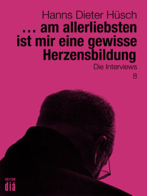 Mit dem vorliegenden Band liegt der aufwendigste der Werkausgabe von Hanns Dieter Hüsch vor, der knapp 140 Gespräche aus den Jahren 1967 bis 2001 versammelt. Das thematische Spektrum der Interviews reicht von den Notstandsgesetzen bis zu einem Resumee seines kabarettistischen Schaffens, das er nach über fünf Jahrzehnten auf der Bühne zieht - und das oftmals direkter, spontaner als in seinen gedruckten oder aufgeführten Texten. In allen Antworten erweist sich Hüsch als wacher Zeitzeuge, der sich um immer wieder neue Formulierungen selbst bei ähnlichen Fragen bemüht. So liegt mit dem Interview-Band fast so etwas wie eine "parallele Biografie" vor.