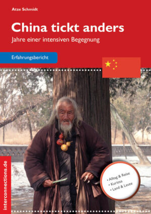 Der Autor kann aus dem Vollen schöpfen, denn jahrelang war er in China ansässig und für einen Verlag tätig. In bunten Bildern schildert er seine Beobachtungen und lässt den Leser an der rasanten Entwicklung des Landes und seiner Menschen teilhaben. Alltägliches und Skurriles bilden ein brodelndes Potpourri der chinesischen Gesellschaft in heutiger Zeit. Ob´s um alte chinesische Medizin mit seltsam anmutenden Ingredienzen geht, Regenwürmer gegen Asthma beispielsweise, um linguistische Fallstricke oder um ein seltsames aus Deutschland importiertes "Weihnachten" - immer bringt der Autor den Leser zum Schmunzeln.