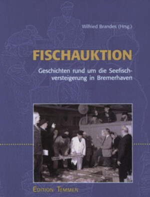 Was Sie schon immer über die eigentümliche Welt der Fischauktion erfahren wollten - in diesem Buch wird es Ihnen in vielfältiger Weise präsentiert. Seit 1896 wird in Bremerhaven Seefisch versteigert. Die Auktion - untrennbar verbunden mit der wechselvollen Geschichte des Bremerhavener Fischereihafens - ist die Drehscheibe zwischen den anliefernden Fischdampfern, Kuttern und Loggern auf der einen Seite, den Fischhändlern und Fischverarbeitungsfirmen auf der anderen. Inzwischen kann der Bremerhavener Fisch sogar via Internet ersteigert werden. Der Bremer Historiker und Fischereiexperte Wilfried Brandes hat Fakten und Anekdoten, Geschichte und Geschichten recherchiert und schildert in zahlreichen Zeitzeugenberichten und vielfältigen Beiträgen die Entwicklung vom ersten Fischdampfer bis zum modernen Veranstaltungszentrum 'Forum Fischbahnhof'. Er erzählt von Fischlöschern und Hallenarbeitern, Auktionatoren, Händlern und Fischverarbeitern. Das Spektrum reicht von übergeordneten Themen wie der Strukturkrise der deutschen Hochseefischerei über konkrete Einblicke in die Arbeit beispielsweise der Sanitätsstelle im Hafen bis hin zum Kaffee bei 'Jodscheit'. Wilfried Brandes verfolgt mit diesem Buch nicht so sehr das Ziel, die Geschichte der Fischauktion lückenlos zu dokumentieren - vielmehr ist es ihm geglückt, die Erinnerung derer, für die der Hafen Lebensmittelpunkt war, lebendig zu bewahren. Vom selben Autor erschienen in der Edition Temmen bereits: Logger-Jantjes. Die Bremen-Vegesacker Fischereigesellschaft und der Heringsfang