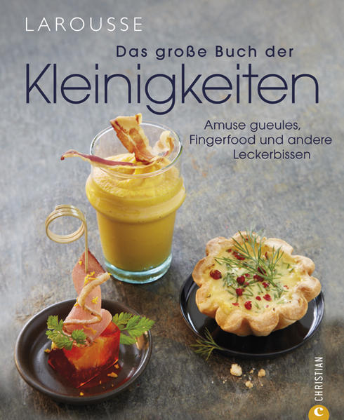 Reichen Sie Ihren Gästen zu Beginn des Abends eine gaumenschmeichelnde Kleinigkeit! Denn was könnte verlockender sein als ein Tisch voller Appetithäppchen und Leckerbissen? Gut vorzubereiten, machen Mini-Hamburger am Spieß, eine raffinierte Avocado-Tomaten-Creme im Glas oder Buchweizen-Whoopies mit Räucherlachs den Eindruck, da sei ein Fingerfood-Profi in der Küche. Zum Abschluss noch zarte Zitrustörtchen für die Gourmetzunge – eine Kleinigkeit! Mehr als diese 200 Rezepte brauchen Sie nicht für tolle Abende Das Auge isst mit: stylish anrichten auf dem Löffel, im Glas, am Spieß Köstliche Kreationen mit Schritt-für-Schritt-Anleitungen zaubern