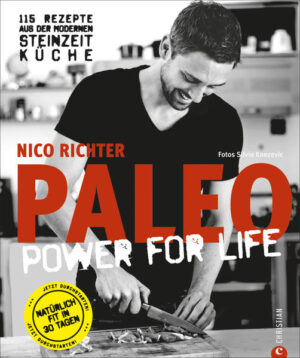 PALEO - Schlank, fit und gesund mit der ursprünglichen Ernährung des Menschen. PALEO auch als Steinzeit-Diät oder Steinzeit-Ernährung bezeichnet, ist keine kurzfristige Diät sondern die perfekte Ernährung für langfristige Gesundheit und Fitness. PALEO basiert auf natürlichen, hochwertigen Lebensmitteln: Fleisch, Fisch, Eier, Gemüse, Obst und gesunde Fette. PALEO wird dein Leben verändern: Mit der detaillierten Einführung in diesem Buch einfach in die Steinzeit-Diät einsteigen, 30 Tage köstlich essen und erfahren, wie gut PALEO tut und schmeckt! Mit seiner großen Leidenschaft für Ernährung, Fitness und Gesundheit erklärt Nico Richter, Autor des Blogs www.paleo360.de, die PALEO-Ernährung auf eine spielend-leichte Art und gibt wertvolle Tipps für die praktische Umsetzung im Alltag.Abnehmen und gesund werden dank natürlicher ZutatenPALEO verzichtet auf industriell verarbeitete Lebensmittel, eliminiert alle chemischen Zusatzstoffe und setzt auf Qualität. PALEO ist glutenfrei, laktosefrei, zuckerfrei und stellt so auch eine unkomplizierte Ernährung für Menschen mit Übergewicht, Diabetes, Zöliakie, Glutensensitivität, Laktoseintoleranz und weiteren Nahrungsmittelunverträglichkeiten dar. Ob mit gesunden Kohlenhydraten aus Gemüse und Obst oder als Low-Carb - Paleo kann man so gestalten, dass man seine persönlichen Ziele auch erreicht. Ohne Hunger abnehmen - 115 leckere RezepteDie unfassbar große Bandbreite an natürlichen Zutaten in Form von Gemüse, Obst, Fleisch, Fisch und Nüssen ermöglicht eine unerschöpfliche Auswahl an spannenden Kreationen, die man ohne schlechtes Gewissen genießen kann. In diesem Buch hat der Autor Nico Richter die besten Steinzeitrezepte für alle Anlässe zusammengetragen. Ob Frühstück, Hauptmahlzeiten, Suppen, Salate, Snacks, Dips, Getränke, Desserts oder Paleo-konforme Leckereien - alles ist dabei. Diese große Auswahl an leckeren Steinzeitrezepten hilft Dir dabei, ohne Hunger abzunehmen.Alles für den perfekten Start in die Steinzeit-DiätNeben den leckeren Rezepten umfasst PALEO - Power for Life natürlich auch eine Einführung in die Steinzeit Ernährung. Die Theorie hinter Paleo wird erklärt, die Paleo Lebensmittel vorgestellt und die Vorteile der Steinzeit-Diät aufgezeigt. Ein detaillierter 30-Tage Ernährungsplan sowie praktische Tipps für die Küche und den Alltag runden das Angebot ab und ermöglichen einen perfekten Start in PALEO. InhaltsverzeichnisVORWORT: PALEO TUT MIR GUTPALEO DIE GRUNDLAGENWAS STECKT HINTER PALEO?WAS SOLL ICH ESSEN?DIE PALEO LEBENSMITTELLISTESO SIEHT EINE TYPISCHE MAHLZEIT AUSDIE VORTEILE VON PALEOFOKUS: LEBENSMITTEL - BESSERER GESCHMACK & QUALITÄT AUS NACHHALTIGER PRODUKTIONKÜCHENTIPPSBESONDERE ZUTATEN DER PALEO KÜCHEKÜCHENBASICS - DAS SOLLTE IMMER VORRÄTIG SEINKÜCHENAUSRÜSTUNGSAISONAL & REGIONALVORBEREITET SEIN DIE WOCHENPLANUNGPALEO MUSS NICHT TEUER SEIN30 TAGE PALEO DER PERFEKTE STARTWARUM 30 TAGE?WIE FUNKTIONIEREN DIE 30 TAGE?DIE VORBEREITUNGENSPEISEPLAN 30 TAGE PERFEKT AUFEINANDER ABGESTIMMTTIPPS FÜR DEN ERFOLG MIT PALEOFEHLER LASSEN SICH EINFACH VERMEIDENSEI STARK BEGLEITERSCHEINUNGEN BEI DER UMSTELLUNGWIE GEHT ES WEITER NACH DEN 30 TAGENREZEPTEBASICSFRÜHSTÜCKEIERGEMÜSEDIPSSALATERIND, SCHWEIN & LAMMGEFLÜGELFISCHSNACKSDESSERTS & SÜSSESGETRÄNKE SPECIALSUCHEN & FINDENZUBEREITUNGSDAUER TABELLEINDEX NACH ZUTATENREZEPTREGISTERIMPRESSUM, QUELLENANGABEN / WISSENSCHAFTLICHE STUDIEN