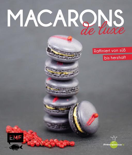 Die Münchnerin Daniela Sepp interpretiert das Trendgebäck Macarons aus Frankreich völlig neu! Herzhafte und süße Macarons-Kreationen verzaubern Gaumen und Seele. Die Meisterin des kleinen Baiser-Gebäcks verrät Tipps und Tricks, damit die raffinierten Naschereien garantiert gelingen. Mit viel Liebe zum Detail kreiert sie außergewöhnliche Geschmacksvarianten und setzt ihren Macarons mit feinen Verzierungen die Krone auf. Lassen Sie sich Pfeffer, Vanille-Kardamom oder Erdbeere-Basilikum auf der Zunge zergehen und erleben Sie die Geschmacksexplosion von Milchschokolade-Karotte-Ingwer oder Rucola, Pinienkerne und Parmesan. Selbst der Kaffee kommt mit der Geschmacksrichtung Espresso-Corretto nicht zu kurz. Lassen Sie sich überraschen, wie gut süß und herzhaft harmonieren, und werden Sie selbst zum Meister der Makronen!