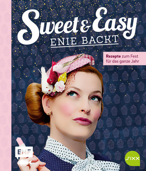 Mit der erfolgreichen sixx-TV-Sendung „Sweet & easy: Enie backt“ backt sich Enie van de Meiklokjes bereits in die fünfte Runde. Im Begleitbuch zur Sendung „Sweet & Easy Enie backt. Rezepte zum Fest für das ganze Jahr“ finden sich Enies beste Rezepte für alle Anlässe von Ostern bis Weihnachten. Vom schokoladigen Birnen-Schokoladen-Soufflé für den Vatertag, halbgefrorenen Cheesecake-Zylindern oder einem weihnachtlichen Zimtschneckenauflauf ist alles dabei. Oder sollen es lieber die gruseligen Halloween-Doughnuts und ein österlicher Rüblikuchen sein? Wem das alles zu aufwendig ist, der wird bei den farbenfrohen Cake Pops für die Gartenparty zwischendurch bestimmt fündig. Da bleiben definitiv keine Kuchentafel und kein Partybuffet kuchenlos. Und das Beste: Die ausgewählten Rezepte im Buch Sweet & Easy Enie backt. Rezepte zum Fest für das ganze Jahr sind Enies Geheimrezepte, die sie bis jetzt noch niemandem verraten hat.