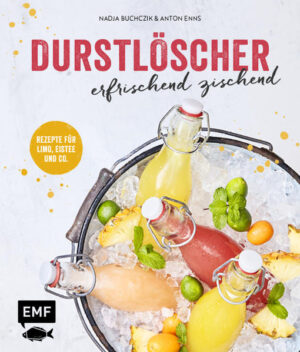 Leckere Eistees, spritzige Limos oder würzig-fruchtige Infused-Water: In diesem Buch finden sich vielfältige und innovative Rezepte für alkoholfreie Drinks. Mit Obst, Gemüse, Superfoods und Kräutern, frisch und garantiert ohne künstliche Zusatzstoffe. Darf es vielleicht noch eine passende Knabberei zum sommerlichen Drink sein? Kein Problem, Rezepte für kleine Snacks gibt es obendrauf!