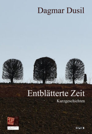 Und sei die einzelne Szene auch noch so skurril, das Übel auch noch so bedrückend, strahlen sogar die zwielichtigen Gestalten dieser Prosa pure unwiderstehliche Menschlichkeit aus. (Gabriel H. Decuble) Entblätterte Zeit ist Dagmar Dusils zweiter Kurzgeschichtenband. Von den Bewohnern eines Dorfes, die sich mit der Ankunft eines Paketes am Wendepunkt ihres Lebens wähnen, von Inga und ihrer von Metallen geprägten Kindheit, vom Hund Liberty, der beinahe eine politische Krise auslöst, vom Wettermacher und seinen Wolkenkanonen, von der trügerischen Idylle eines Bergdorfes, wo Wälder abgeholzt werden, von der Siebzehnjährigen, die einen Hundertmeterlauf vor sich hat und das Ziel nie erreichen möchte, von Mioara, die zu Marie wird und im Zwischendasein der auseinander driftenden Identitäten gefangen ist. Vor den Fenstern der Städti schen Druckerei schlug er sein Nachtlager auf einem Gitterrost auf, aus dem wohltuende Wärme strömte. Tagsüber sammelte er Zeitungen, in denen viel über den Sieg des Sozialismus zu lesen war, und auf denen er sich nachts ausstreckte. »Warum«, fragten ihn wiederholt seine beiden Geschwister, nachdem sie ihn ausfindig gemacht hatten, »warum tust du uns das an?« Dann lächelte der Wettermacher leise vor sich hin, es war ein weiches Lächeln, behutsam, wie ein entschlüpfter Vogel saß es auf seinen Lippen, und er sagte mit ruhiger Stimme: »Es wird ein großer Sommer werden.« Er sprach die Worte langsam und klar und deutlich und die Geschwister gingen unverrichteter Dinge wieder nach Hause. Lieferbare Titel von Dagmar Dusil: R. G. Waldeck: Athénée Palace. Hitlers „Neue Ordnung“ kommt nach Rumänien Mit einem Nachwort des amerikanischen Diplomaten, Historikers und versierten Rumänien Kenners Ernest H. Latham, Jr.Aus dem Amerikanischen von Dagmar Dusil und Dr. Gerlinde Roth. Pop Epik. ISBN: 978-3-86356-218-2, 472 Seiten, €[D]24,50 Auf leisen Sohlen. Annäherungen an Katzendorf. Die POP-Verlag-Fragmentariumreihe, Bd. 10. ISBN: 978-3-86356-262-5, 286 Seiten, €[D]18,50 Looking Back Through the Kitchen Window. Die POP-Verlag-Fragmentariumreihe, Bd. 14. ISBN: 978-3-86356-279-3, 260 Seiten, €[D]16,50 So is(s)t Hermannstadt. Die POP-Verlag-Fragmentariumreihe, Bd. 15. ISBN: 978-3-86356-282-3,186 Seiten, €[D]13,80 Dagmar Dusil / Ioana Ieronim: Beleuchtete Busse in denen keiner saß / ?i trec autobuze goale. Gedichte. Illustration: Gerhild Wächter. Nachwort von Emil Hurezeanu. Reihe Lyrik Bd. 164, 124 Seiten, ISBN 978-3-86356-339-4