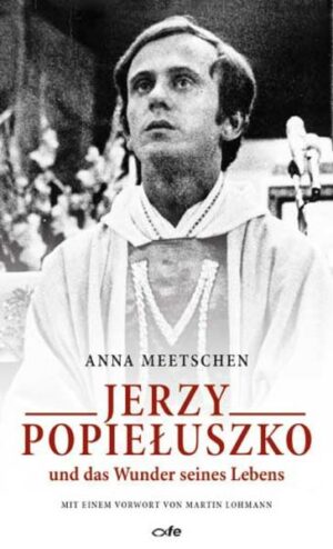 In Warschau ist das Grab von Jerzy Popieluszko, dem polnischen Priester, der sein Leben aus Liebe zu Gott, zur Wahrheit und zur Freiheit seines Heimatlandes verlor, ein Magnet, der jährlich mehr als 800.000 Menschen aus der ganzen Welt anzieht. Popieluszko, der zu Beginn der 1980er-Jahre wirkte, erinnerte die Menschen durch ebenso klare wie schlichte Worte an ihre Würde. Im Widerstand gegen den Kommunismus, der damals wie Mehltau über dem geschundenen Land jenseits der Oder lag, ermutigte er die Menschen. Viele von ihnen empfingen damals durch seine Worte und seine Präsenz Kraft und Klarheit für ihr Leben. Auch Jahrzehnte nach dem brutalen Mord an Jerzy Popieluszko geht eine Kraft und ein Segen von ihm aus, wie er nur von Heiligen kommen kann.