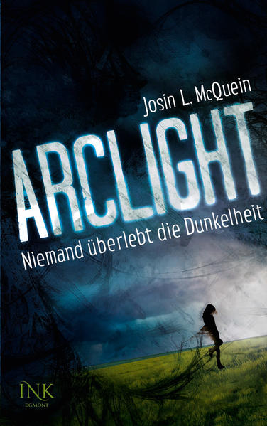 Die Welt ist in völliger Dunkelheit versunken. Nur das "Arclight", eine undurchdringliche Lichtkuppel, schützt die letzten Überlebenden vor dem Grauen der ewigen Nacht. Denn draußen lauern sie - die Seelenfresser. Wer ihnen in die Hände fällt, wird einer von ihnen oder stirbt. Allein Marina überlebte eine Begegnung mit den furchtbaren Wesen. Doch der Preis dafür war hoch: Von den zwölf Rettern, die auszogen, um sie zu suchen, kehrten nur drei zurück. Und die schwer verletzte Marina hat jede Erinnerung verloren. Seitdem spürt sie den Hass der Hinterbliebenen, ihre Abscheu, ihre Angst. Denn niemand entkommt der Dunkelheit, der nicht selbst ein Teil von ihr ist - Und die Seelenfresser suchen Marina, testen immer wieder die Grenzen des Lichtwalls und brechen schließlich durch!