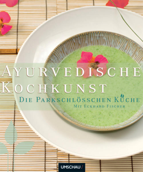 Ernährung soll uns Glück und Zufriedenheit bringen - so steht es in den alten vedischen Schriften. Umgesetzt wird diese Jahrtausende alte Wertschätzung der Ernährung in den Prinzipien des Ayurveda, übersetzt „das Wissen vom Leben“. Diese wissenschaftliche Heilsystem lehrt uns, wie man gesund lebt und Krankheiten auf natürliche Weise heilt: mit einer systematischen, sanften Entgiftung, mit ausgleichender Ernährung, harmonisierenden Synchron-Massagen und reinigenden Dampfbädern, mit natürlicher Arznei aus Pflanzen und Mineralien, mit Yoga-Übungen, Atemtechniken und Meditation. Das Parkschlösschen Bad Wildstein ist ein Tempel des Ayurveda. Hier finden all jene Gesundheit und Einklang, die sich wieder aktiv dem Wohl ihres Körpers zuwenden möchten. Eckhard Fischer, Küchenchef des 5-Sterne-Luxushotels, verwöhnt die Gäste seit Jahren mit exklusiven Gerichten nach dem Verständnis des Ayurveda und hat diese in seinen Rezepten weiter entwickelt. Mit 80 wohlschmeckenden und leicht verdaulichen Rezepten führt Eckhard Fischer in die ayurvedische Küche ein. Zum weiteren Verständnis sind die wichtigsten Prinzipien der ayurvedischen Ernährungslehre auf der Grundlage der Dosha-Typ erläutert. So lässt sich auch der individuelle Dosha-Typ zuverlässig mit Hilfe eines Fragebogens finden, der unter der Leitung westlicher Fachärzte entwickelt wurde. Ein Glossar erklärt die wichtigsten Fachbegriffe und eine Übersicht der passenden Lebensmittel für den eigenen Dosha-Typ macht die Umsetzung im täglichen Leben auf einfache Weise möglich.