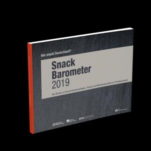 Die Snackification schreitet voran, doch wie wird das Snackgeschäft erfolgreich aufgezogen? Was will der Verbraucher? Und wie bringt es den Anbietern gute Margen? Das Snack-Barometer vereint zwei Studien in einem und bietet somit einen ganzheitlichen Blick aus allen Perspektiven auf das Snackgeschäft. Die repräsentative Konsumentenbefragung (B2C) betrachtet das Snackverhalten der Snack-Kunden in Deutschland zwischen 14 und 65 Jahren Bevölkerungsrepräsentative Stichprobe von 1.200 Snack-Konsumenten). Ein gezielter Fokus ist die Relevanz im Foodhandwerk in den Bäckereien und Metzgereien. Wie unterscheiden sich die Kunden. Was kann man voneinander lernen? -Welche Anbieter werden bevorzugt aufgesucht und warum? -Welche Snacks wünscht sich der Kunde -Erfüllt das Produktangebot die Erwartungen? -Zu welchen Anlässen werden Snacks gekauft -Wo werden diese verzehrt -Wie preissensibel sind Snack-Kunden und welche Maßnahmen rechtfertigen höhere Preise Die B2B-Befragung im Foodhandwerk, mit den Geschäftsführern und Entscheidungsträgern der Bäckereien und Fleischereien zeigt die Potenziale hinsichtlich Umsatzgröße und Margen sowie deren Erfolgsfaktoren. Das Snackbarometer ist für die erfolgreiche Ausrichtung des Snackgeschäftes für jeden Anbieter von Snacks, speziell für Bäcker und Fleischer, aber auch für sämtliche vor- und nachgelagerten Prozessstufen und Dienstleiter das optimale Hilfsmittel.