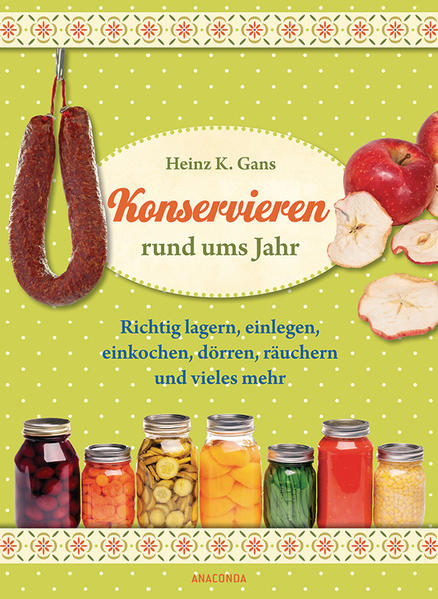 Wenn Küche oder Garten überquellen von frischen Tomaten, Äpfeln und Zucchini und Sie unmöglich alles auf einmal essen können, aber nichts wegwerfen wollen, dann ist dieses Buch genau das Richtige. Unterhaltsam und fundiert erläutert es bewährte Konservierungsformen wie Einmachen, Dörren oder Pökeln. Nicht nur Grundlegendes wird erklärt, auch fortgeschrittene Konservierungsprofis lernen noch dazu, etwa wie man Pektin selbst herstellen kann. Zudem erzählt es von der faszinierenden Kulturgeschichte der Konservierung von den Römern über das Einweckglas bis zur Tiefkühltruhe. Jedes Kapitel wartet zudem mit originellen Rezepten auf. Freuen Sie sich auf eine köstliche, vitaminreiche Winterzeit!