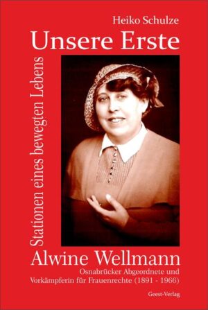 Die einfache Ausführung des Buches (weniger Farbbilder, keine Klappbroschur, dafür auch preiswerter) ist inhaltlich identisch mit der Originalausgabe des Buches im Geest-Verlag. Das Wahlrecht für Frauen, verkündet vom damals regierenden Rat der Volksbeauftragten am 12. November 1918, gehört zu den Meilensteinen der deutschen Demokratie. Alwine Wellmann (1891-1966) war es, die im Jahre 1924 für den Wahlbereich Weser-Ems als erste Frau der gesamten Region in ein freies Parlament, den Preußischen Landtag, gewählt wurde. Als mutige Rednerin und Autorin machte sich die „Rote Alwine“ reichsweit einen Namen. Mit Vehemenz stritt die überzeugte Sozialdemokratin für Demokratie, soziale Rechte und ein friedliches Zusammenleben der Völker. Mit Courage stellte sie sich den aufkommenden Nationalsozialisten entgegen und scheute nicht einmal davor zurück, bis 1933 in deren Versammlungen zu gehen, um laut dagegen zu halten. Nach vielen Verfolgungen und kurzer Inhaftierung gelang der Osnabrückerin die Flucht ins bulgarische Sofia. Dort sicherte sie sich ihren Lebensunterhalt unter mühevollen Bedingungen und wurde dabei von einem engen Freundeskreis unterstützt. Das Kriegsende erlebte die Geflüchtete, von den NS-Machthabern ausgebürgert, trotz vielfältiger Verfolgungen durch die deutsche Gestapo. Den Wiederaufbau ihrer Heimatstadt begleitete Wellmann als engagierte Vertrauensfrau für politisch, rassisch und religiös Verfolgte der Nazi-Vergangenheit. Zu ihrem Entsetzen wurde diese unverzichtbare Funktion 1953 ersatzlos aufgelöst. Die vorliegende Biografie einer bewundernswerten Frau zeichnet ihre Lebensstationen im Rahmen einer spannenden Erzählung hautnah nach. Dank seiner spannenden Erzählweise gelingt es dem Autor, eine beinahe vergessene Persönlichkeit der regionalen Zeitgeschichte wieder lebendig werden zu lassen. Viele der zur Sprache kommenden Botschaften wirken heute aktueller denn je.