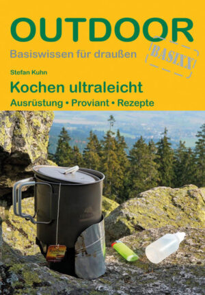 Wer abseits der Zivilisation mit Rad, Kanu oder zu Fuß unterwegs ist, der sucht unvergessliche Naturerlebnisse. Schwergewichtige Fehler bei Ausrüstung und Proviant können den Naturgenuss allerdings schnell trüben und führen zu sinnloser Schinderei. Dabei kann man unnötiges Mehrgewicht in der Outdoorküche problemlos sparen, ohne auf Genuss verzichten zu müssen. Stefan Kuhn zeigt in diesem Handbuch, wie Sie ohne größeren Komfortverlust das Gewicht von Kochutensilien und Proviant auf ein Minimum reduzieren, und liefert zwanzig leichte und leckere Rezeptideen vom Cowboykaffee bis zum Dessert.