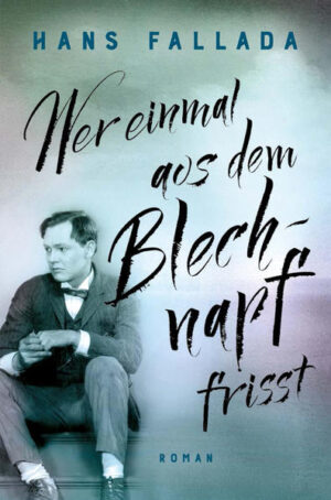 Wer einmal aus dem Blechnapf frißt erschien erstmals 1934. In diesem Werk verarbeitet Hans Fallada detailliert und facettenreich seine Erfahrungen im Gefängnis. »Eine der ersten Taten der Nazis war es, dass sie dieses Buch vom Blechnapf auf die schwarze Liste setzten. Eine der ersten Taten des neuen demokratischen Deutschlands ist es, dieses Buch wieder zu drucken. Dies scheint mir beinahe symbolisch: jede Zeile in diesem Roman widerstreitet der Auffassung, die von den Nationalsozialisten über den Verbrecher gehegt und durchgeführt wurde an ihnen. Jetzt ist wieder Platz für Humanität, für eine Humanität, die wohl frei ist von jeder Gefühlsduselei, die aber des Satzes eingedenk bleibt: ihr lasst den Armen schuldig werden …« Hans Fallada, 1945