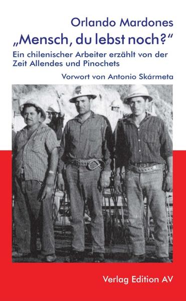 Wer mehr über Chile erfahren will, sollte die Erinnerungen von Orlando Mardones, "dem Lebenslänglichen", lesen. Sie zeigen die atemberaubende Verschmelzung von Leben und Politik, wie sie ein Arbeiter in der Zeit vor dem Putsch von 1973 erlebte. Man muss dem "Lebenslänglichen" für die Ironie danken, mit der er auf sich selbst schaut. Er stellt sich in seiner Unvollkommenheit dar. - Antonio Skármeta - Dieses Buch ist wichtig für alle, die über den Zahlen zur Dritten Welt die Menschen dort kaum mehr wahrnehmen können. Ein Chilene erzählt uns sein Leben: Armut und Elend, Kraft und Lernfähigkeit und der verzweifelte Kampf werden erfahrbar. - Erika Runge - Seit 1933 flohen deutsche Juden und Kommunisten vor dem Faschismus nach Chile. Nach der Befreiung 1945 zog es deutsche Nazis dorthin. Seit 1973 kamen Chilenen und Chileninnen zu uns. Der Arbeiter Orlando Mardones lernt im unruhigen Chile der sechziger Jahre selbstbewusste Kollegen kennen, die eine sozialistische Gesellschaft aufbauen wollen. Ein von den USA tatkräftig geförderter Putsch gegen den demokratisch gewählten Präsidenten Salvador Allende verhindert das 1973. Orlando Mardones überlebt Festnahme, Folter und Haft. Schließlich bekommt er ein Ticket nach Frankfurt. Eine erhellende, oft überraschende, auch widerspruchsvolle Geschichte, die ich ein zweites oder drittes Mal lesen möchte ... - Alexander B. Voegele -