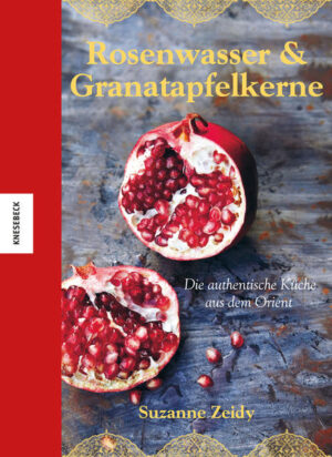 In Suzanne Zeidys Elternhaus in Kairo versammelte sich jeden Freitag die ganze Familie zu einem riesigen ägyptischen Abendessen, wo bei klassisch arabischer Küche geredet, gelacht und gefeiert wurde. Dieses Lebensgefühl und die überbordende Küche des Nahen Ostens teilt die Autorin nun mit uns in diesem opulenten Kochbuch. Bekannte Klassiker wie gefüllte Weinblätter und Couscous begeistern ebenso wie Gerichte aus den Straßen Kairos. Kleine Gerichte und Beilagen, Suppen und Fleischgerichte, Süßes und Getränke sowie regionale Spezialitäten zeugen in über 100 Rezepten von der kulinarischen Vielfalt des Morgenlands. Landestypischen Spezialitäten wie Feteer, Fuul oder Koshary sind eigene Kapitel gewidmet. Reich bebildert und liebevoll und hochwertig gestaltet, ist dieses Buch ein Muss für alle, die von Ottolenghis Jerusalem begeistert waren.