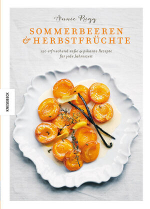 In diesem Buch zeigt Annie Rigg, was man aus Beeren, heimischem Obst und exotischen Früchten zaubern  kann. Aufregend neue Ideen für süße und pikante Gerichte, wie geschmorte Lammschulter mit Orangen oder Bulgursalat mit Kirschen und Feta, aber auch Konfitüren und Pickles lassen die Herzen aller Obstfans höher schlagen. Außerdem findet der Leser Rezepte für alkoholische und alkoholfreie Getränke. Ein uraltes Getränk, das derzeit eine Renaissance erlebt, ist der Pfirsich-Shrub, der sich aber mit Früchten aller Art, etwa Beeren, Aprikosen oder Pflaumen, herstellen lässt. Darüber hinaus bietet das Buch Backrezepte für jede Jahreszeit. Die Palette reicht dabei von hauchdünnen, knusprigen Crackern über Kuchen bis zu lockeren Soufflés und himmlischen Donuts. Oft spielen die Früchte und Beeren hier nicht die Hauptrolle, sondern geben einem Gericht erst die besondere, fruchtige Note.