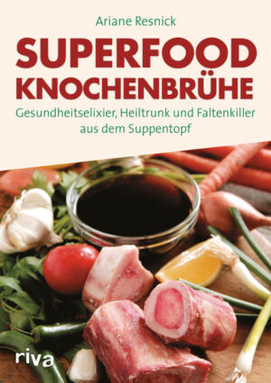 Die lang gekochte Fleisch- oder Fischbrühe ist ein traditionelles Hausmittel, mit dem schon unsere Großmütter einer Erkältung zu Leibe rückten. Nun wird sie wiederentdeckt und ist der Food-Trend des Frühjahrs. Sie wird aus Rinder-, Geflügel- oder Fischknochen zubereitet und ist einer der Eckpfeiler der Paläo-Ernährung. Die im Knochenmark enthaltenen Mineralien und Spurenelemente unterstützen das Immunsystem, die Verdauung und die Gelenke. Außerdem stärken sie Haare und Nägel und bekämpfen aknefördernde Entzündungen. Superfood Knochenbrühe beschreibt ausführlich die vielen vorteilhaften Wirkungen dieser Wundersuppe auf die Gesundheit und bietet neben Informationen zur Geschichte und zu den zahlreichen Varianten der Brühe auch 94 einfache Rezepte, mit denen dem Körper wichtige Nährstoffe wie Kalzium, Kollagen und Magnesium zugeführt werden. Man lernt nicht nur, wie man selbst eine stärkende Knochenbrühe herstellt, sondern auch, was für verschiedene leckere Gerichte man daraus zaubern kann.