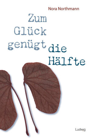 Eine Frau spendet ihrem Mann eine Niere. In ihrem autobiografischen Roman erzählt die Autorin vom jahrelangen Kampf gegen die Krankheit, von fragwürdigen Heilern und wirksamen Wundermitteln, von enttäuschten Hoffnungen und unerwarteten Erfolgen, von gemeinsamer Arbeit, einsamen Hundespaziergängen und einem bulgarischen Dorf. Erinnernd und assoziierend erkundet sie, wie sich die Liebe und auch sie selbst in diesen zehn Jahren zwischen Fatalismus, Resignation und Zuversicht verändert haben.