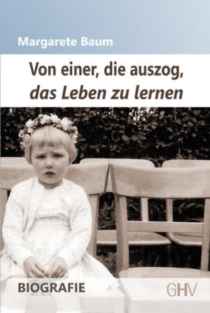 Iti war drei Jahre alt, da weckte ihre Mutter sie und ihre ein Jahr ältere Schwester mitten in der Nacht. Sie flößte beiden eine hohe Dosis Schlafmittel ein und wollte sich und die beiden Mädchen töten. Iti hat als einzige überlebt. Fünfzig Jahre später, nach einer langjährigen Analyse, macht „Iti“ sich schreibend auf den Weg, die Verzweiflungstat ihrer Mutter zu ergründen. Was hat ihre Mutter zu dieser Tat bewegt? Wie hat es ihr eigenes weiteres Leben beeinflusst? Die Autorin taucht ein in die Köpfe und Lebensgeschichten ihrer Eltern, Großeltern und schließlich in ihre eigene Entwicklungsgeschichte. Dabei beschreibt sie das Geschehene aus verschiedenen Perspektiven und bezieht auch geschichtliche Ereignisse mit ein. Mit dieser Biografie wird ein Einblick gegeben in eine Familiengeschichte der deutschen „Nachkriegs-Enkel-Generation“ und ein Weg aufgezeigt, wie selbst ein schweres Kindheitstrauma durch „Bewusst-Werdung“ und Kreativität weitgehend überwunden und integriert werden kann.