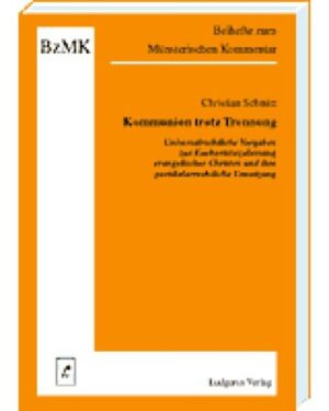 "Eucharistische Gastfreundschaft" zu gewähren, wird seit etlichen Jahren von der katholischen Kirche erwartet. Teilweise hat sich diesbezüglich eine Praxis herausgebildet, die von der in Deutschland bestehenden Rechtslage nicht gedeckt ist. Das liegt zum Teil auch daran, dass Möglichkeiten zu einer differenzierten Praxis, die das Gesetz vorsieht, nicht genutzt wurden. Die grundlegende kirchenrechtliche Norm für die communicatio in sacris ist can. 844 CIC/1983. Danach ist die Zulassung evangelischer Christen in bestimmten Ausnahmefällen möglich. Derartige Ausnahmefälle müssten aber vom zuständigen Diözesanbischof oder von der zuständigen Bischofskonferenz definiert werden, damit sie von den Rechtsanwendern (den Kommunionspendern) berücksichtigt werden können. Die vorliegende Arbeit beschäftigt sich mit dem Zusammenhang von kirchlicher und eucharistischer Gemeinschaft, um den dogmatischen Spielraum für die Eucharistiezulassung zu erfassen. Sie zeichnet die rechtliche Entwicklung in der Frage der communicatio in sacris nach, und stellt die nach dem geltenden Recht bestehenden Möglichkeiten dar. Dazu werden partikularrechtliche Normen von nichtdeutschen Diözesen und Bischofskonferenzen ausgewertet. Als Ergebnis der Studie wird ein Vorschlag für eine deutsche Partikularnorm zu can. 844 gemacht.