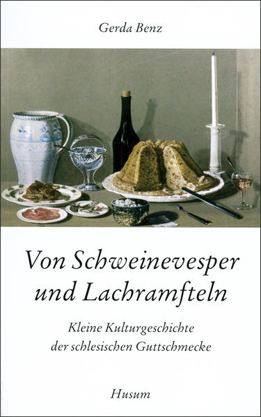 Ein im wahrsten Sinne des Wortes köstliches Buch! Denn die Autorin verrät darin u. a. das Geheimnis und die Philosophie echter Klöße, deren Krönung "Schlesisches Himmelreich" ist. "Gewürzt" sind die deftigen Rezepte mit einer Prise Mutterwitz, den Entstehungsmärchen einzelner Gerichte sowie mit humorvollen Geschichten rund um Küche und Herd. Außerdem erfährt der Leser vieles aus der Historie - zum Beispiel weshalb Schlesien ein Land war, in dem der Honig sozusagen in Strömen floss. Alte Familienrezepte, über Generationen sorgsam gehütet, schmecken auch allen "leckerfetzigen Leuten" von heute. Wie wäre es mit "Schwärtelbraten", "Hasenpain", "Schlesischem Häckerle" oder "Prasselkuchen"? Nu da guuda Optiet, ihr lieba Leute!