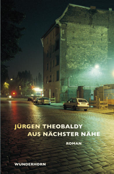 Richard, der mit Gunter die kleinste WG von Westberlin bildet, muss um die Zeit der Wende begreifen, dass ihm sein Job als Aushilfskraft in einem politischen Sachbuchverlag nicht mehr lange über die Runden helfen wird. Gunter hingegen genügt es nicht mehr, der Zuverlässigste im Taxifahrer-Kollektiv zu sein