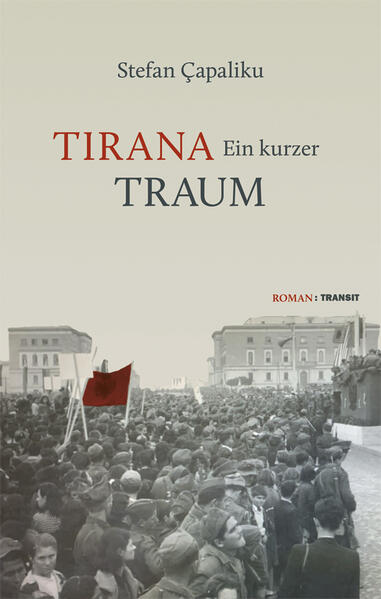 Ein weißer Fleck in unserer europäischen Geschichte: Albanien im Zweiten Weltkrieg: Zuerst die ­Invasion durch das faschistische Italien, für die Albaner ein Schock, weil deren Beziehungen zu dem benachbarten Land seit Ewigkeiten eher freundschaftlich waren. Dann 1943: Italien stellt sich auf die Seite der Alliierten, italienische Soldaten fliehen oder schließen sich den albanischen Partisanen an. Diese kämpfen gegen die deutsche Besatzungsmacht ebenso wie vorher gegen die italienische, beteiligen sich daran, Juden vor den Deutschen zu verstecken und zu retten, und übernehmen nach dem Rückzug der Deutschen die Macht, eine Macht, die dann nach internen Kämpfen bald in eine Diktatur mündet. Vor diesem Hintergrund spielt dieser spannende und turbulente Roman. Drei Liebesgeschichten in den Zeiten des Krieges: eine In Rom, eine in Salzburg, eine in Tirana. Eine in der Künstlerwelt, eine in einem Kloster, eine im damals chaotischen Albanien. Aus diesen gesellschaftlich und politisch unterschiedlichen Perspektiven entwickelt sich ein sehr komplexes Bild von Menschen, die plötzlich aus ihren Lebensweisen und ihren Plänen herausgeschleudert werden, die sich ganz neu beweisen oder erfinden müssen. Und wie sich dadurch Beziehungen ändern und ganz neue Hoffnungen entstehen, so in der wunderschön erzählten Liebe zwischen einem sechzigjährigen albanischen Schuster und einer jungen italienischen Prostituierten …